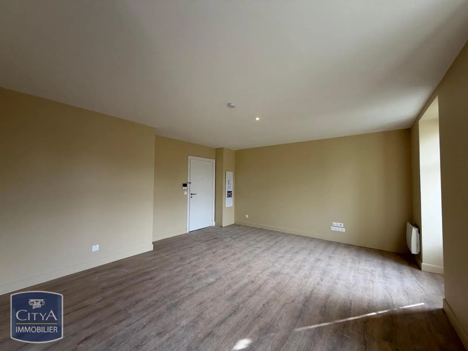 Photo 2 Appartement 1 pièce 35.18m²