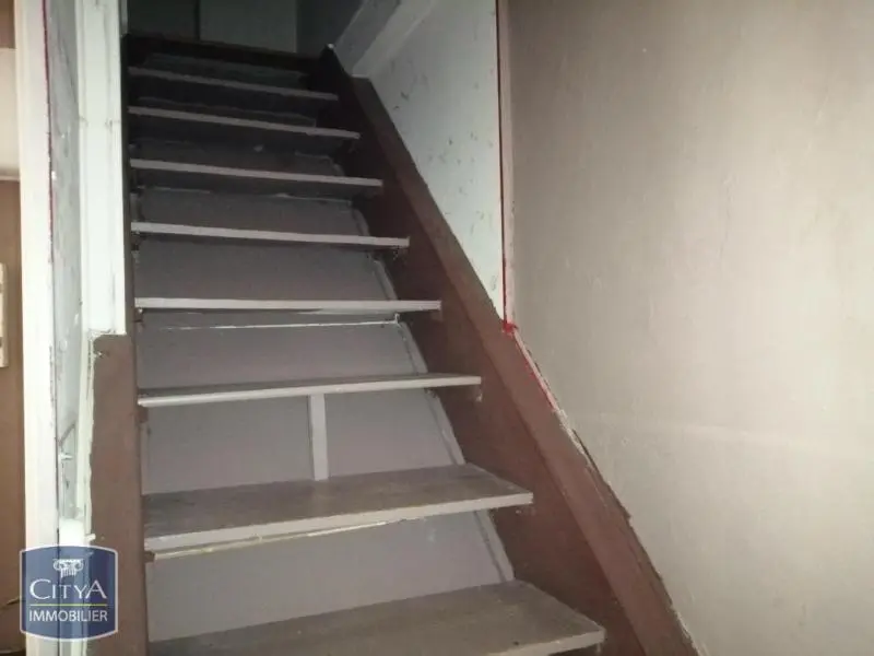 Photo 3 Local Commercial