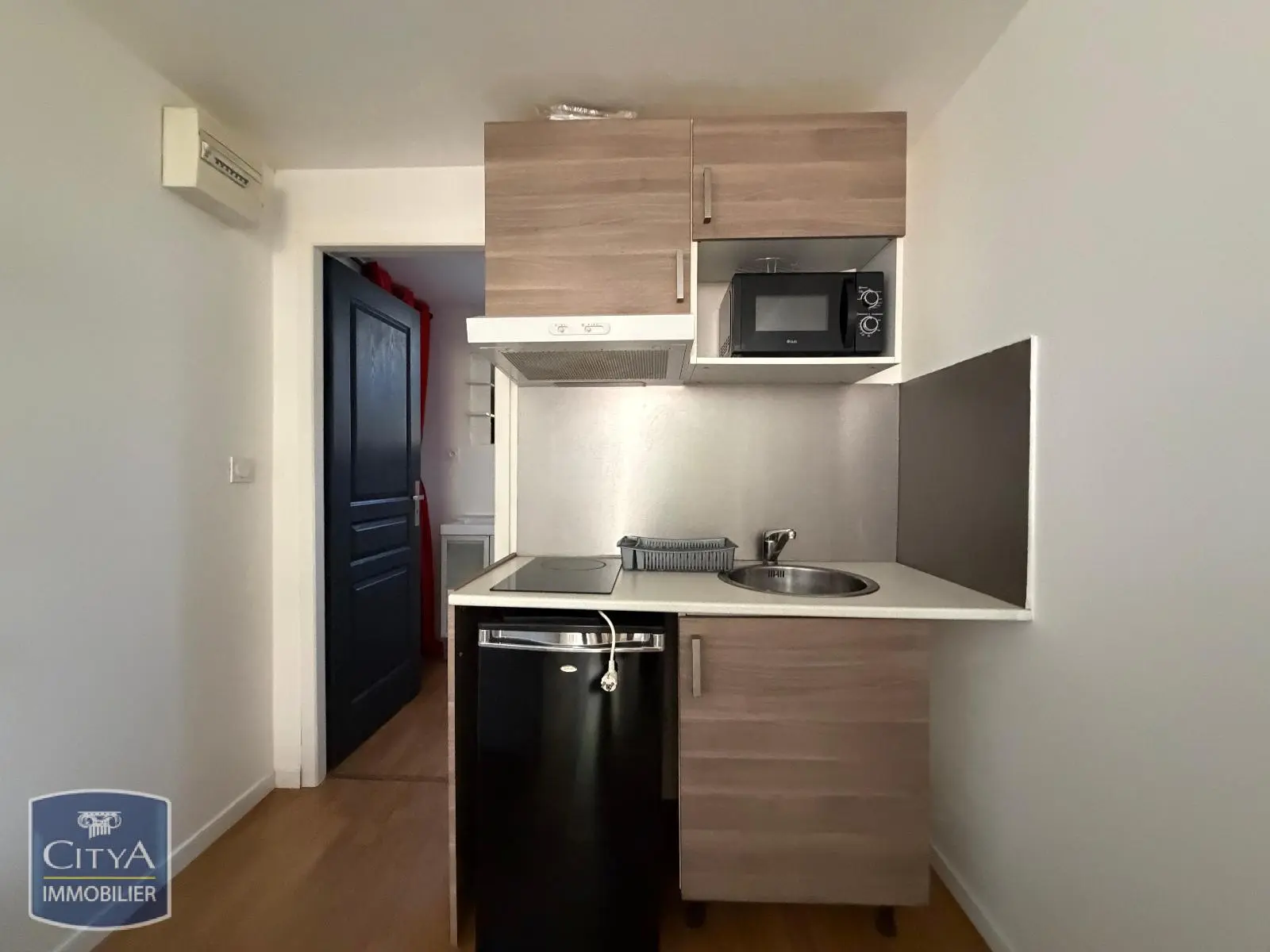 Photo 2 Appartement 1 pièce 14.35m²
