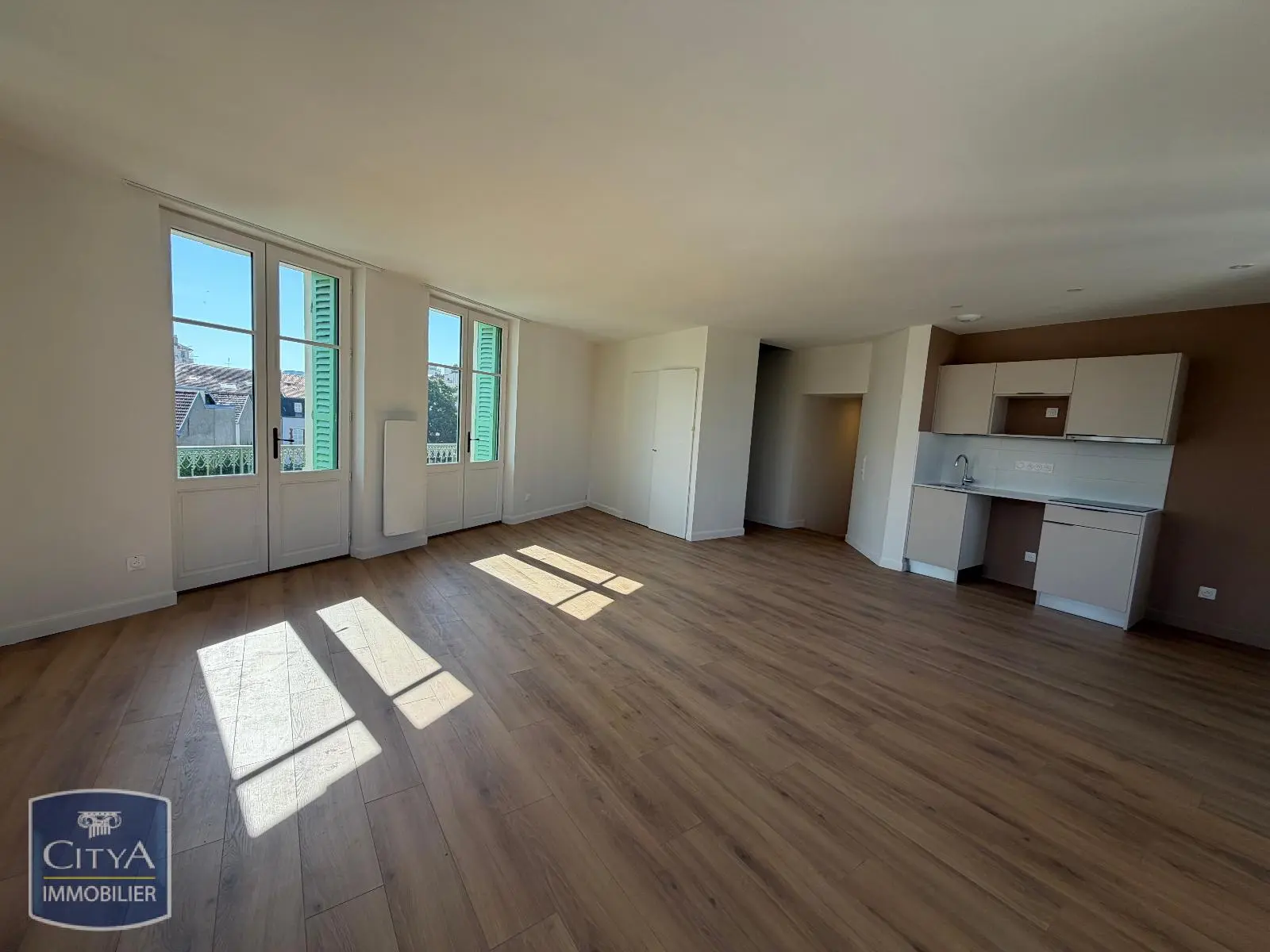 Photo 3 Appartement 4 pièces 90m²