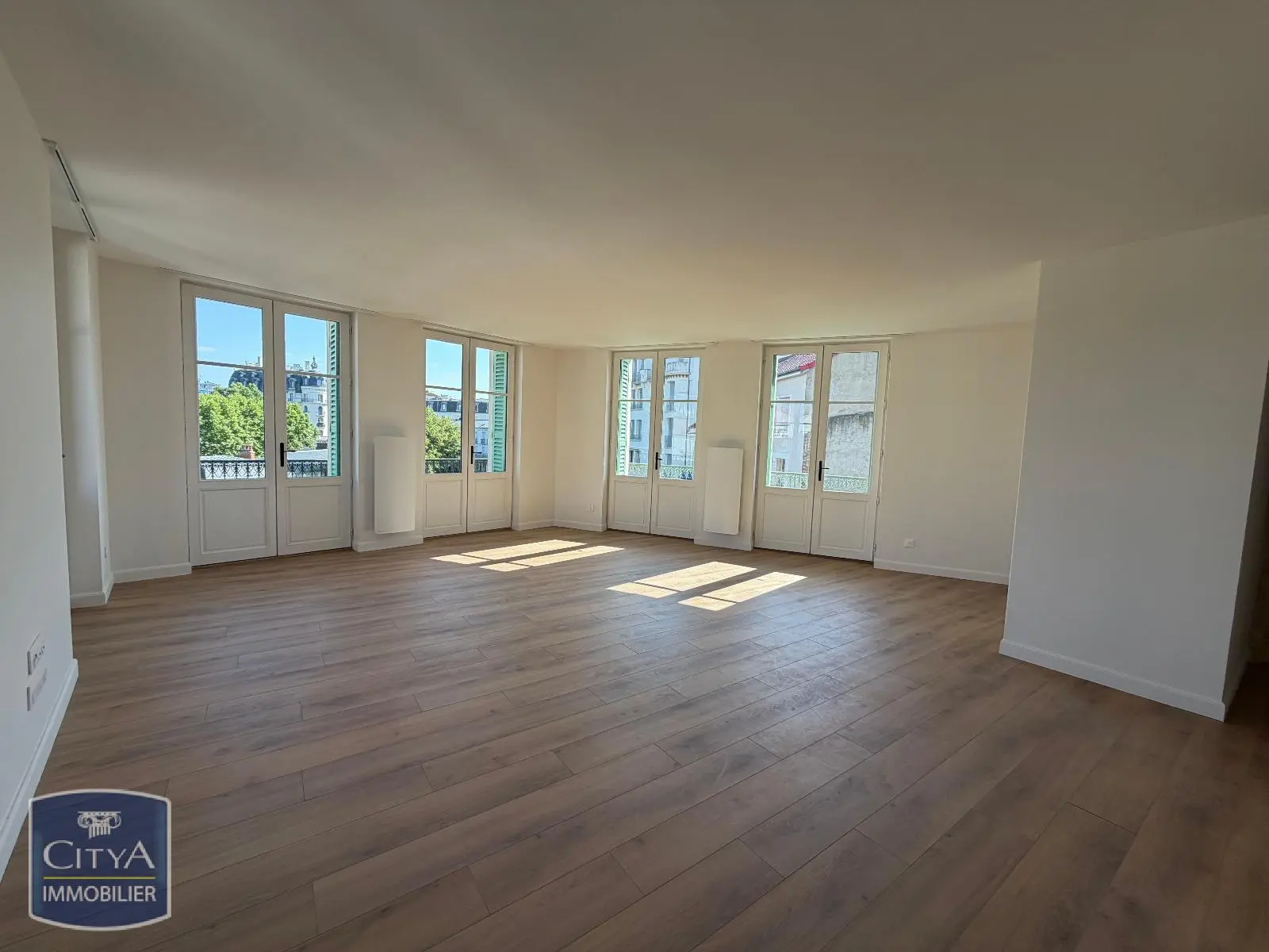Photo 2 Appartement 4 pièces 90m²