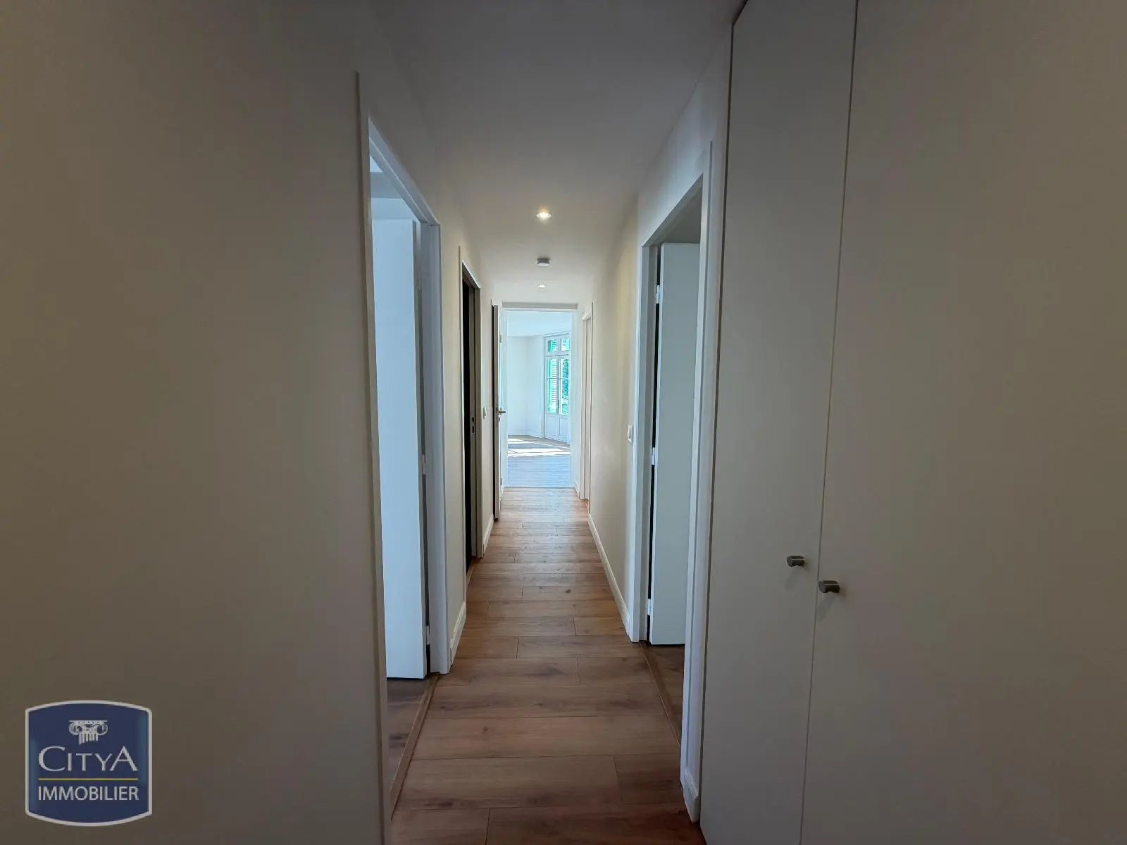 Photo 14 appartement Vichy