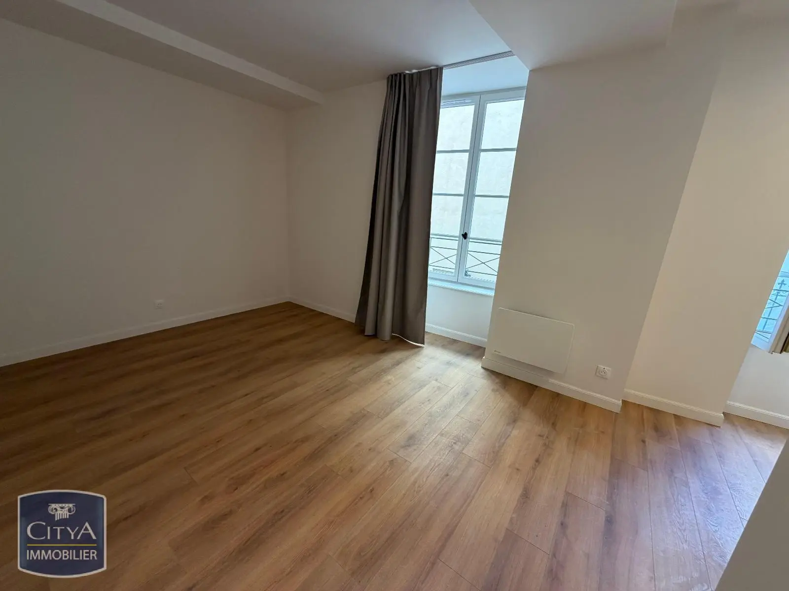 Photo 2 Appartement 1 pièce 25.6m²