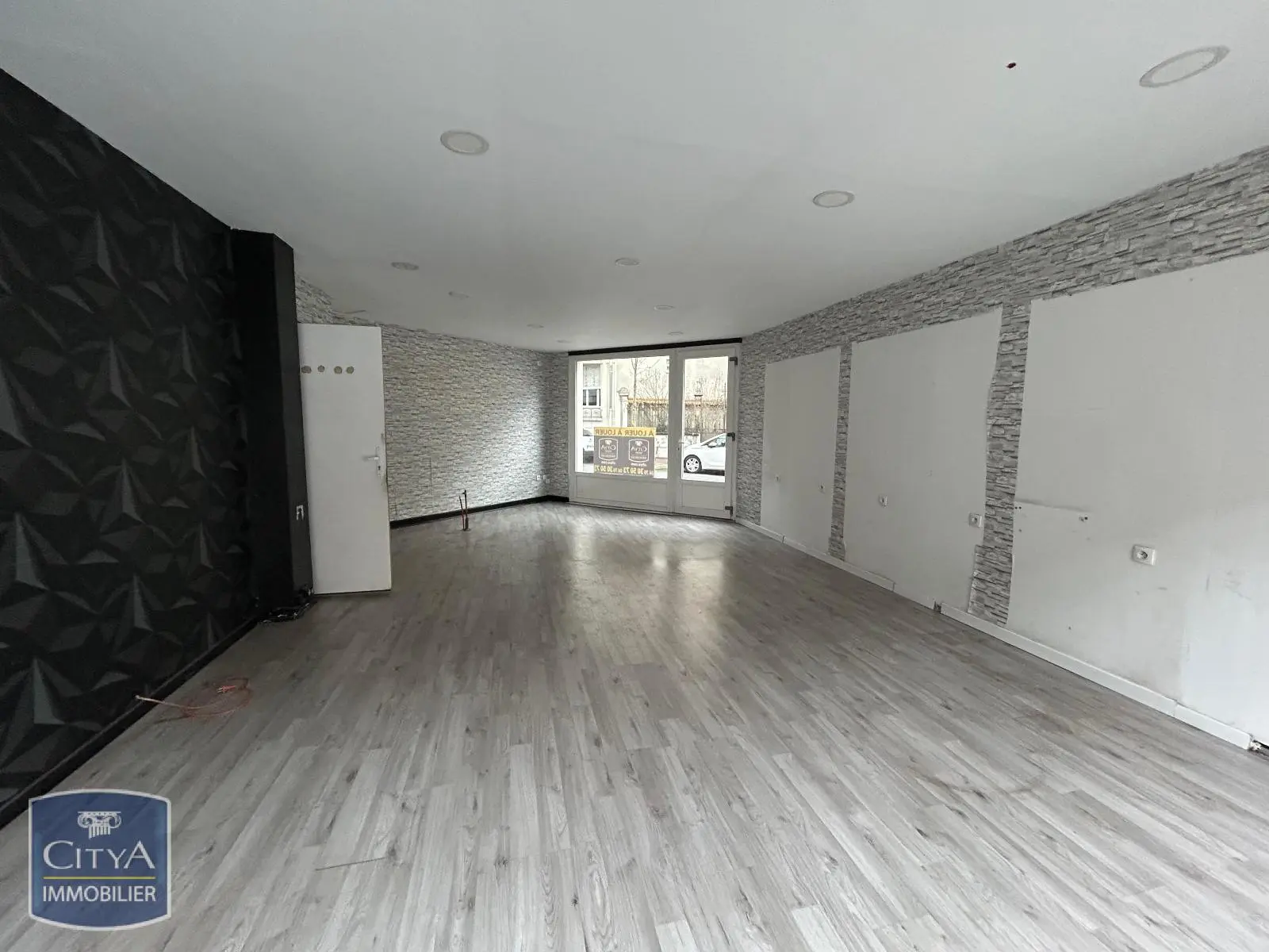 Photo 2 Local Commercial