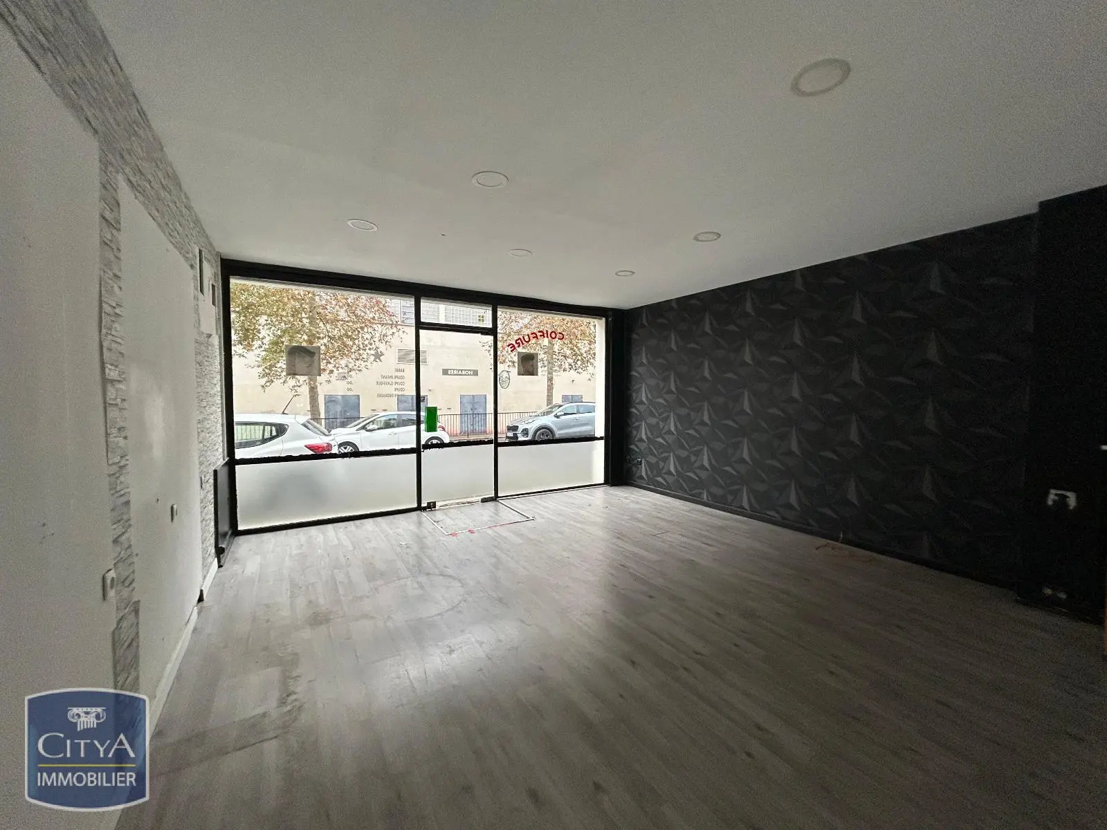 Photo 3 Local Commercial