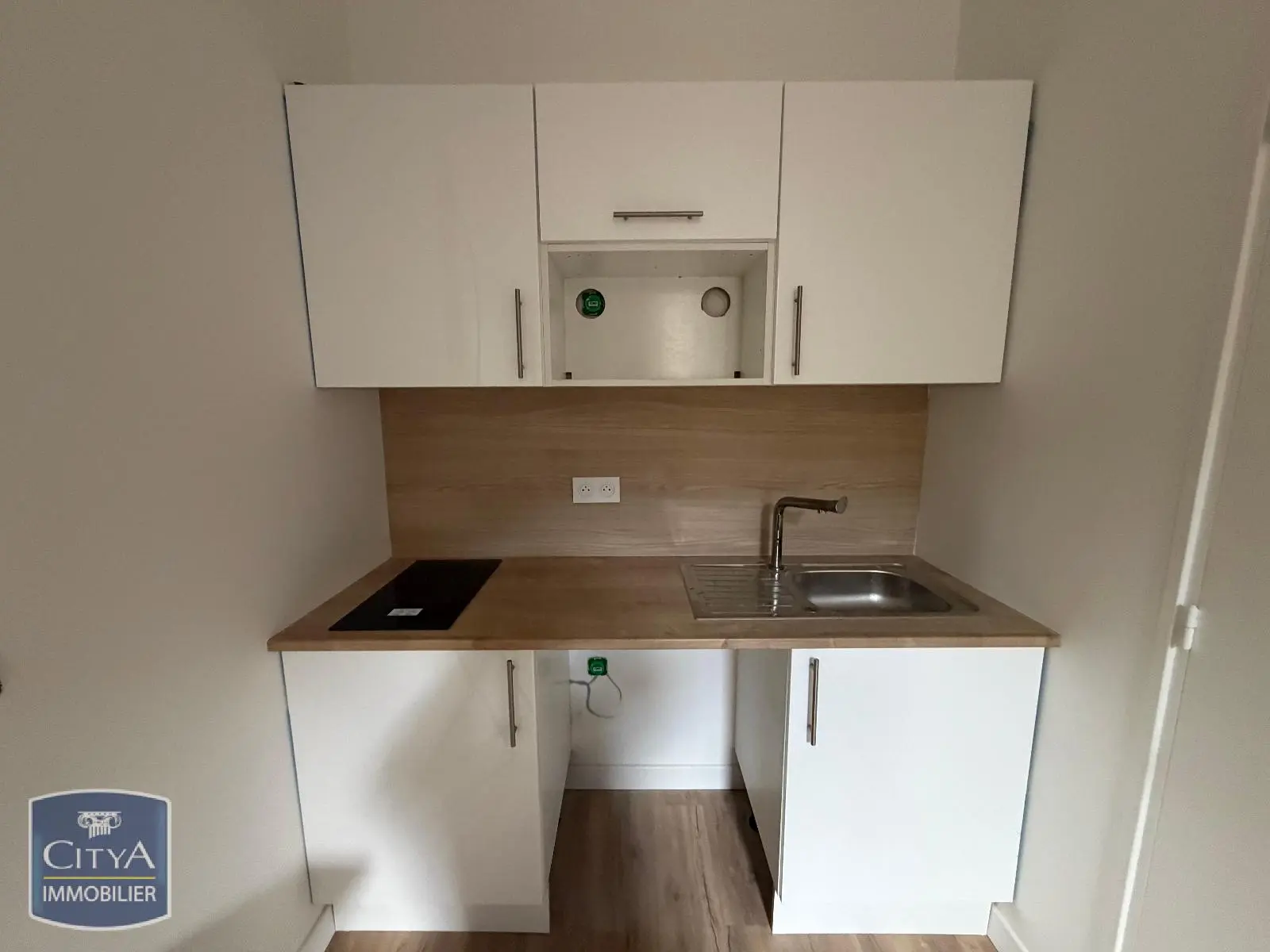Photo 4 Appartement 1 pièce 12.74m²