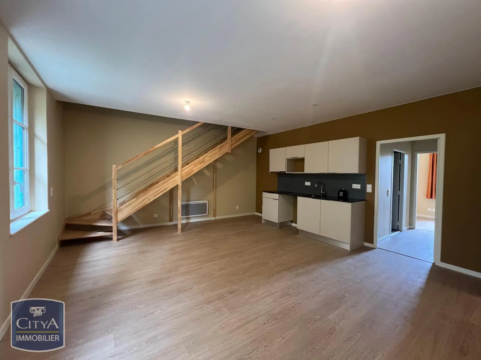 Photo 1 Appartement 4 pièces 84.7m²