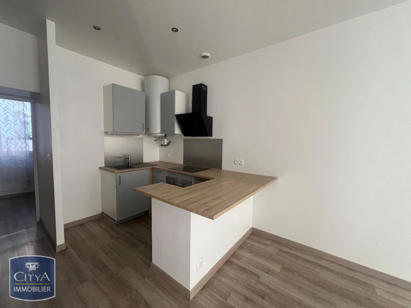 Photo 3 Appartement 1 pièce 39.54m²