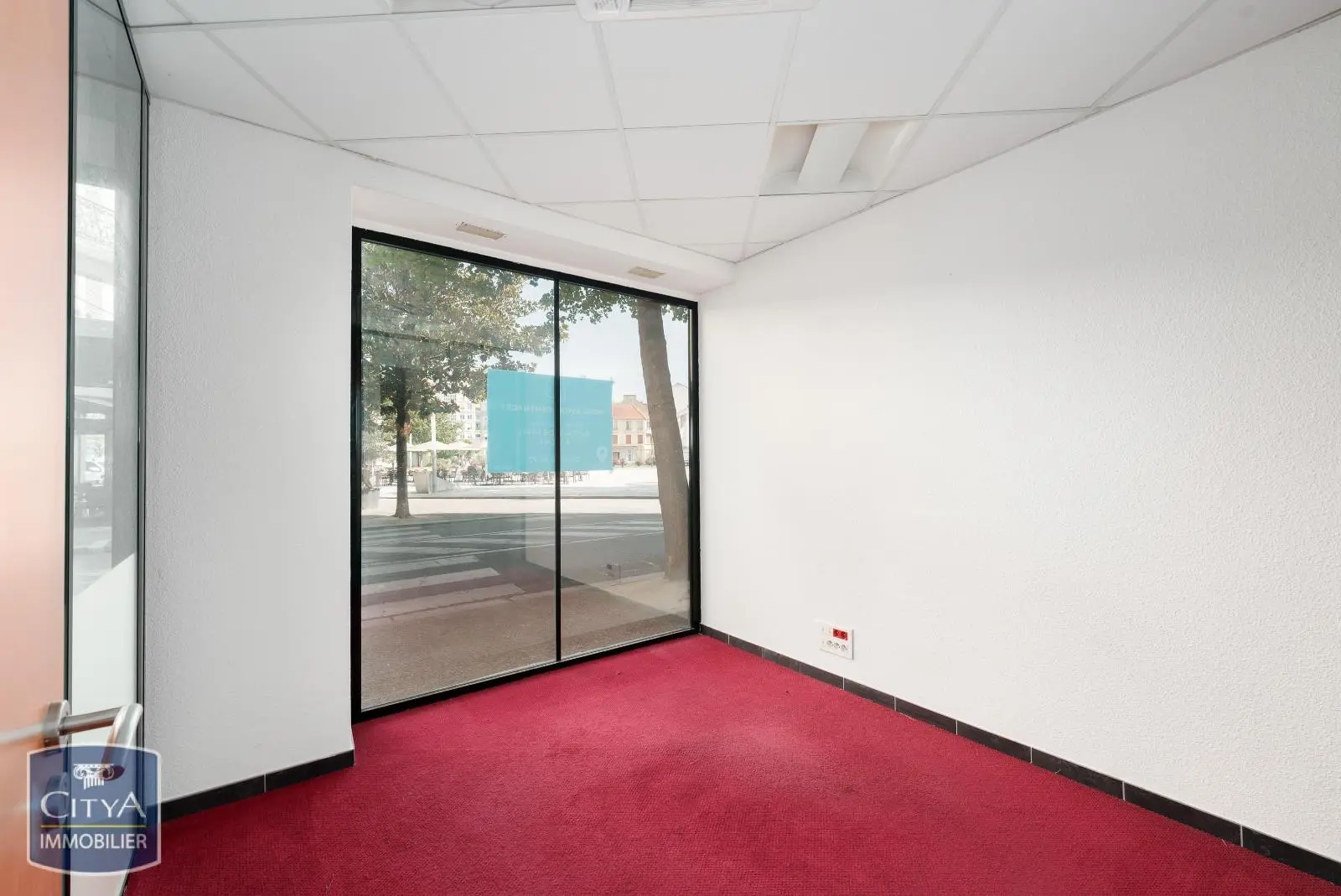 Photo 6 Local Commercial 250m²