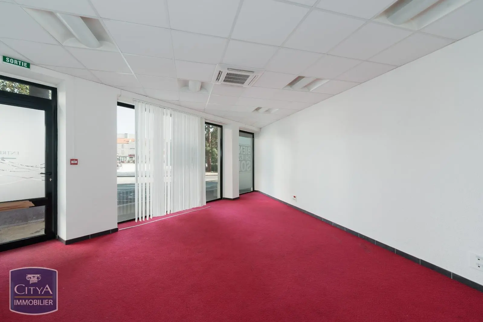 Photo 7 Local Commercial 250m²