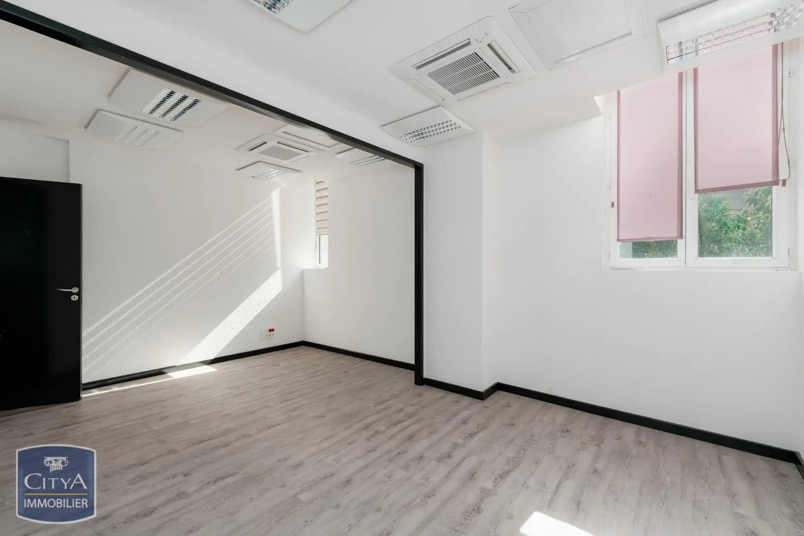 Photo 17 Local Commercial 250m²