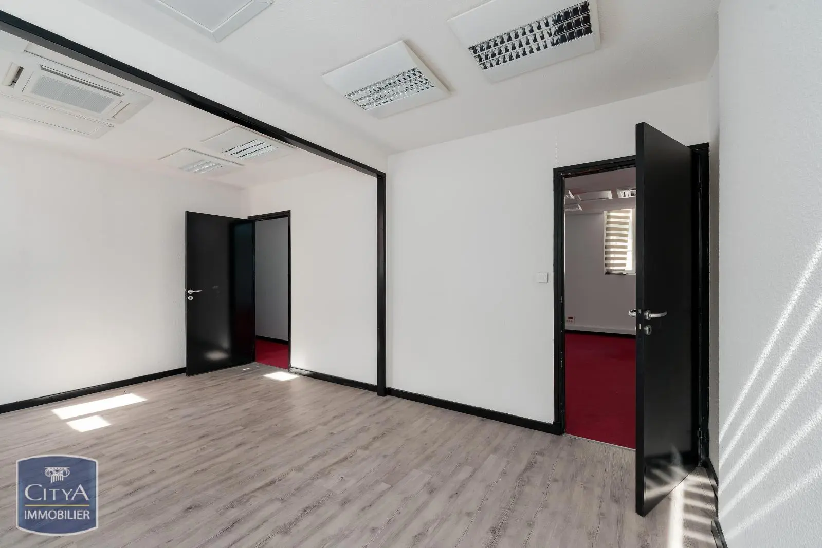 Photo 18 Local Commercial 250m²