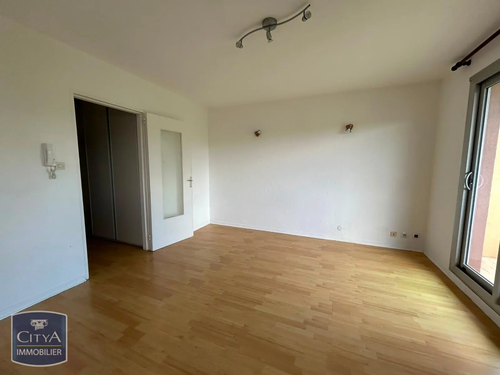 Photo 2 Appartement 30.46m²