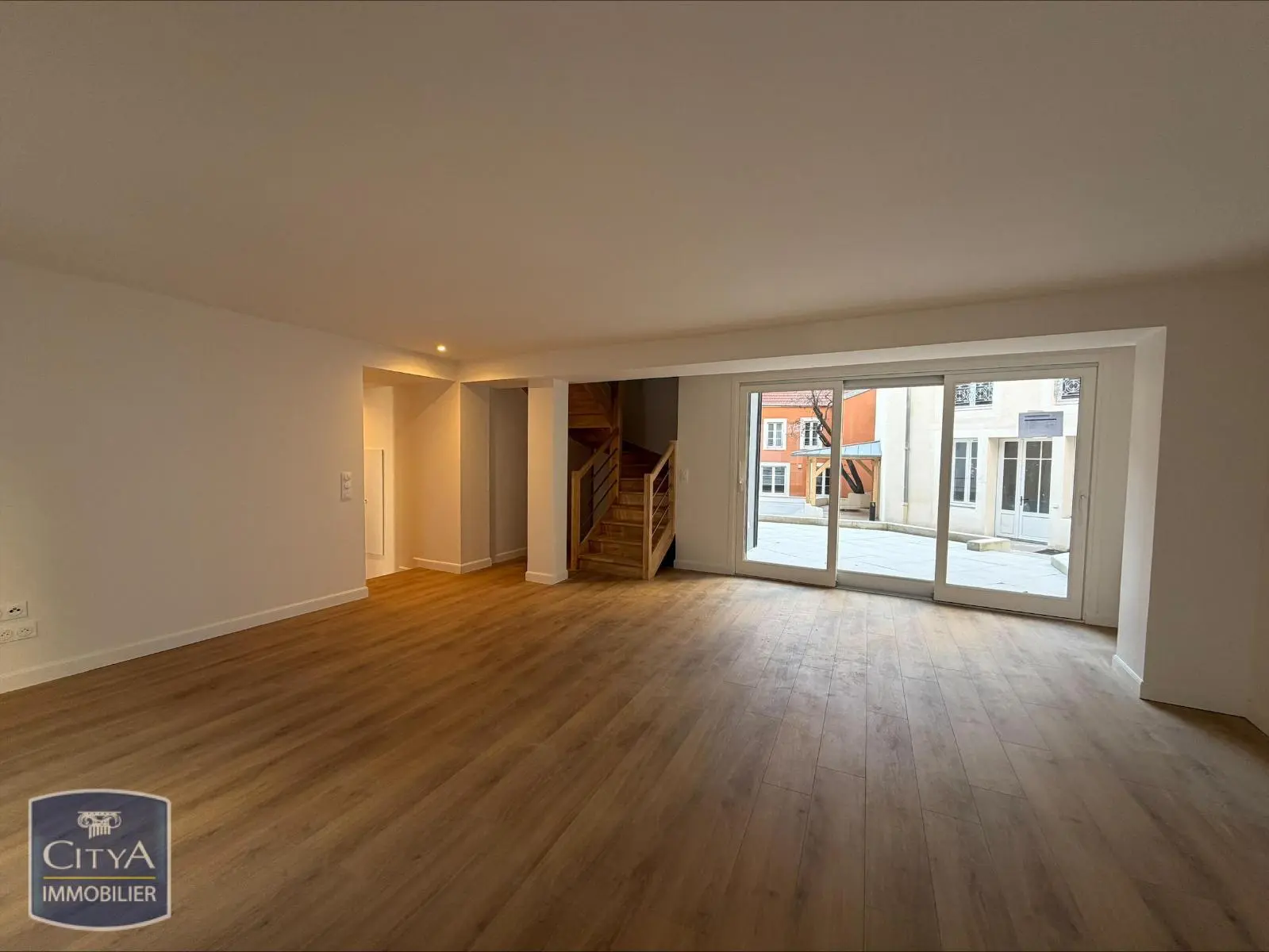 Photo 1 Appartement 3 pièces 82.7m²