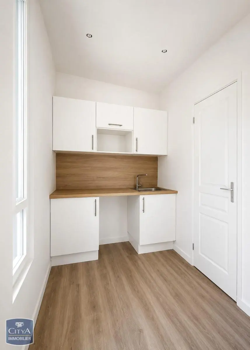 Photo 1 Appartement 1 pièce 12.74m²