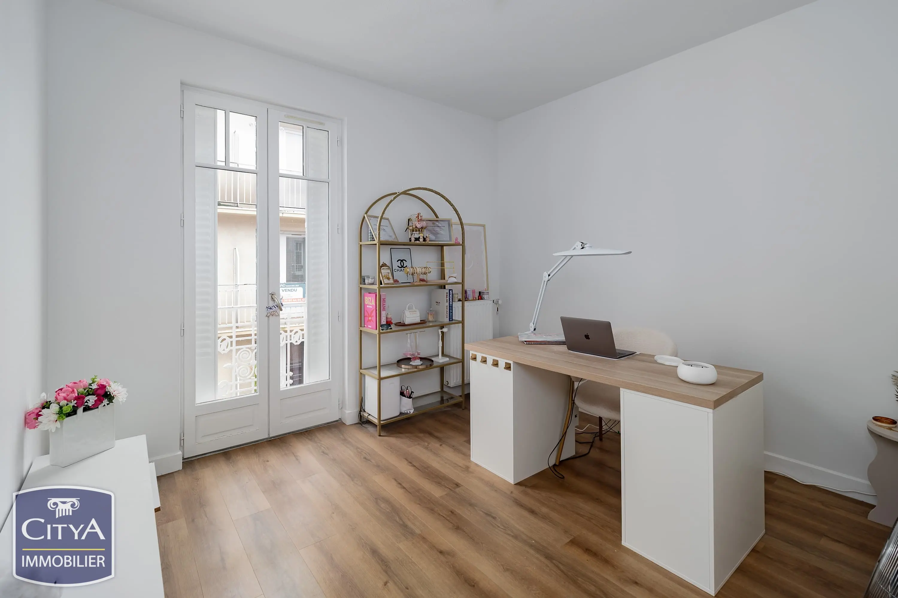 Photo 16 Immeuble 308m²