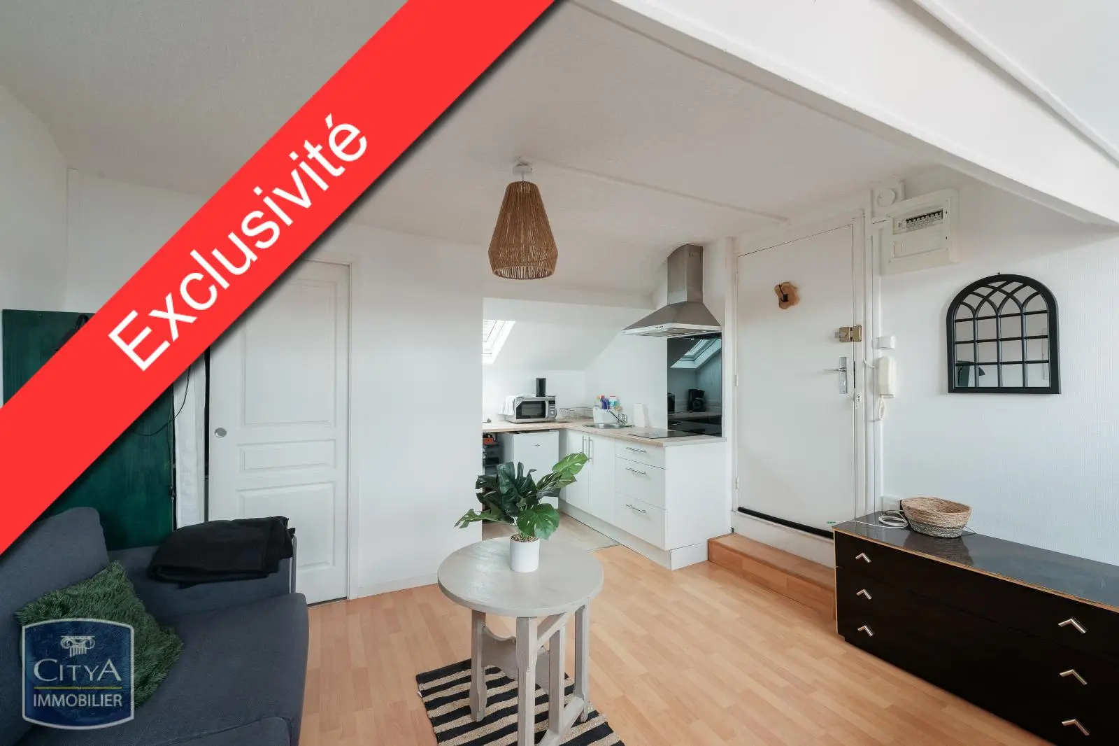 Photo 1 Appartement 1 pièce 18.89m²