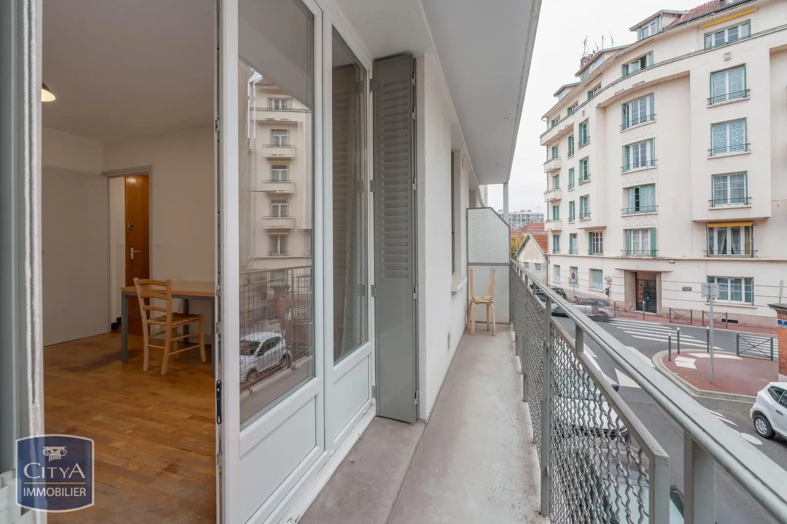Photo 2 Appartement 1 pièce 28.24m²