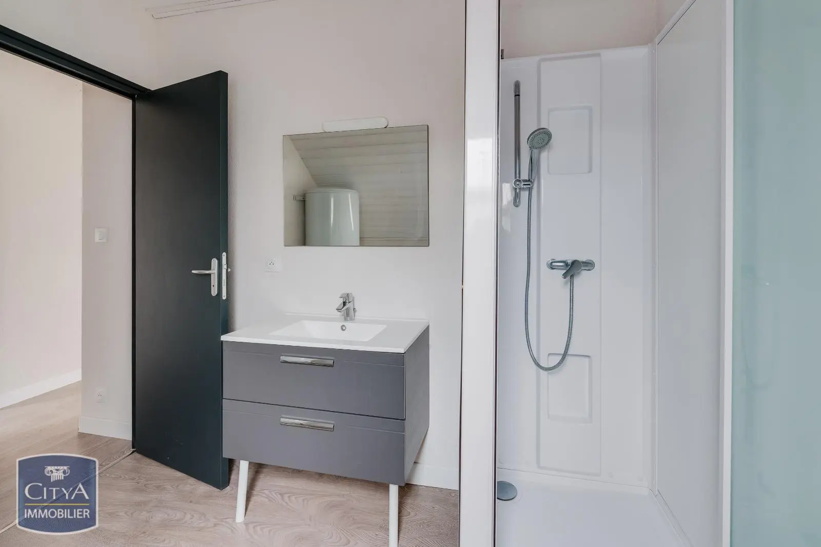 Photo 15 Immeuble 350m²