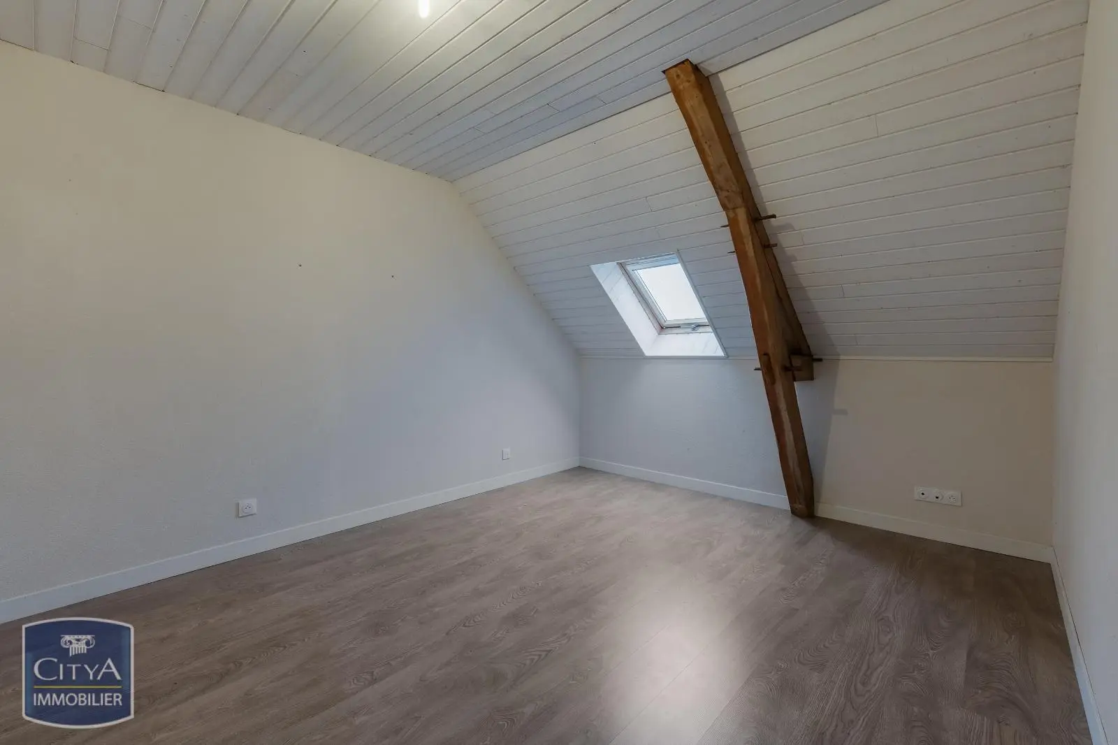 Photo 6 Immeuble 350m²