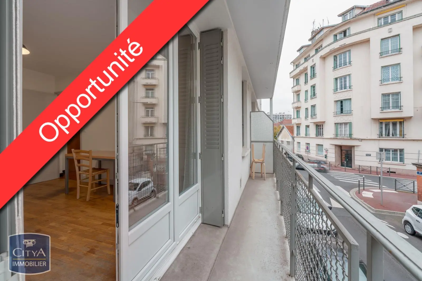 Photo 1 Appartement 1 pièce 28.24m²