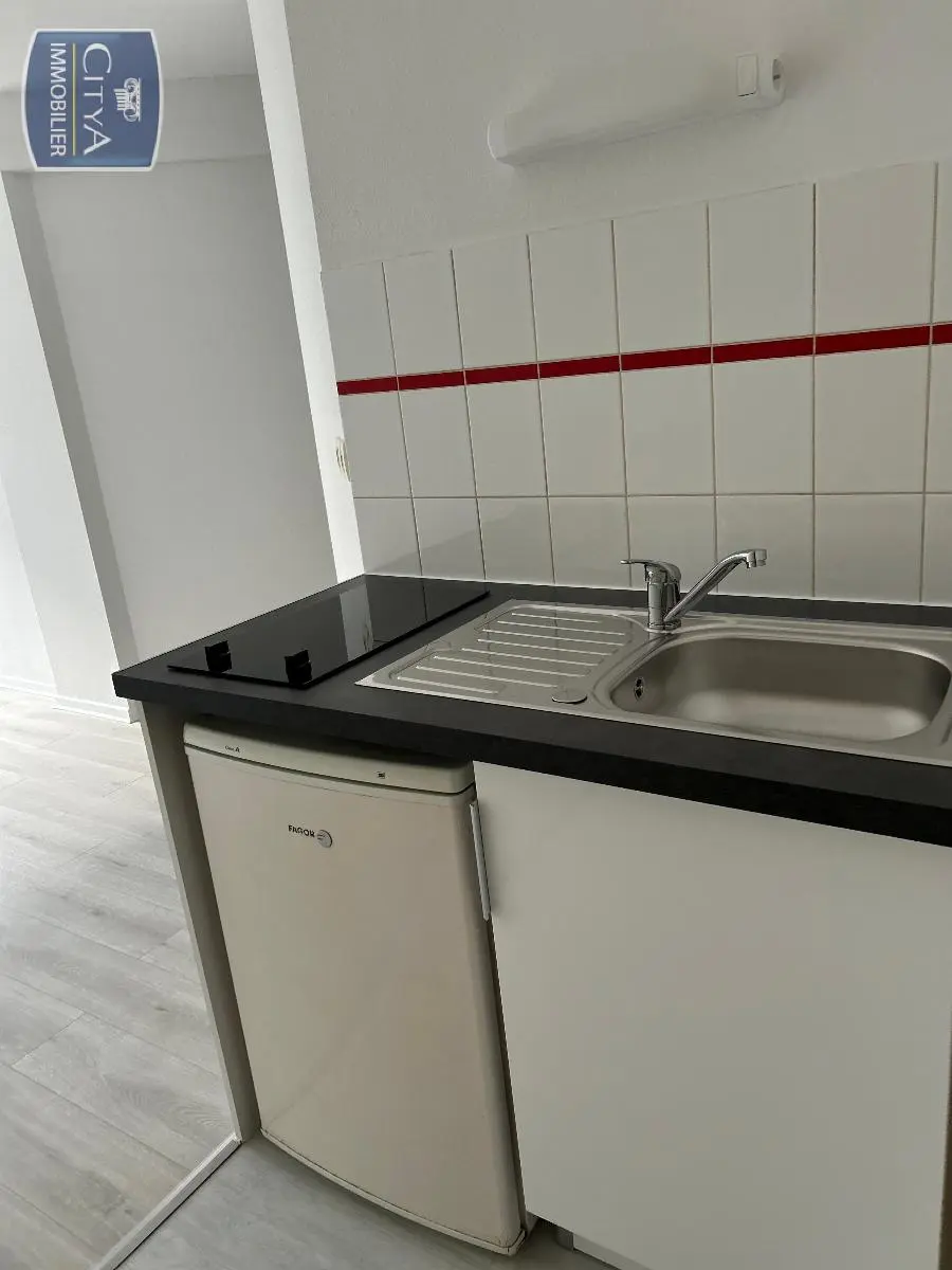 Photo 2 Appartement 1 pièce 30.29m²