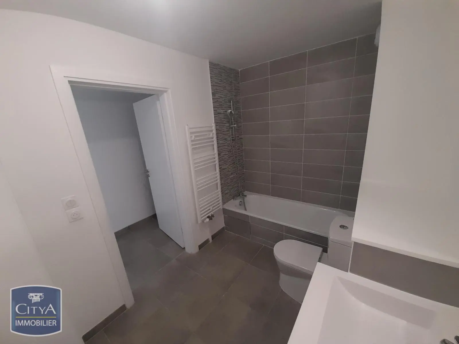 Photo 7 Appartement 2 pièces 47.87m²