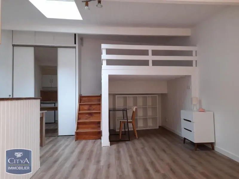 Photo 1 Appartement 1 pièce 26.41m²