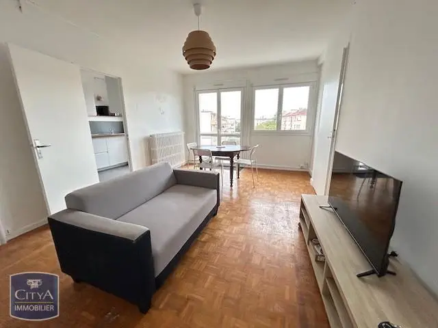 Photo 4 Appartement 1 pièce 10.97m²