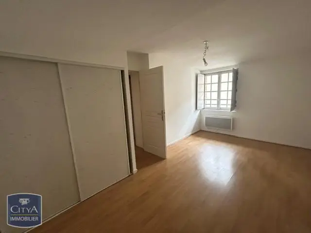 Photo 12 Appartement 4 pièces 135m²