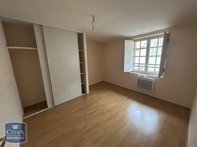 Photo 11 Appartement 4 pièces 135m²