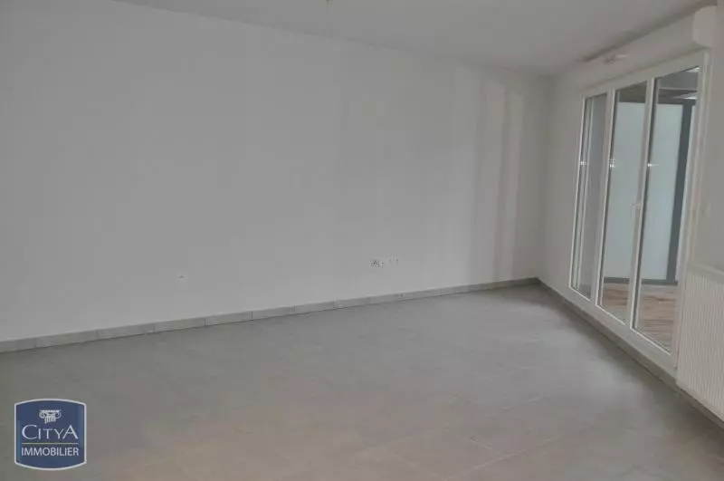 Illustration pour Appartement 3 pièces 58m² Photo Appartement 3 pièces 58m²