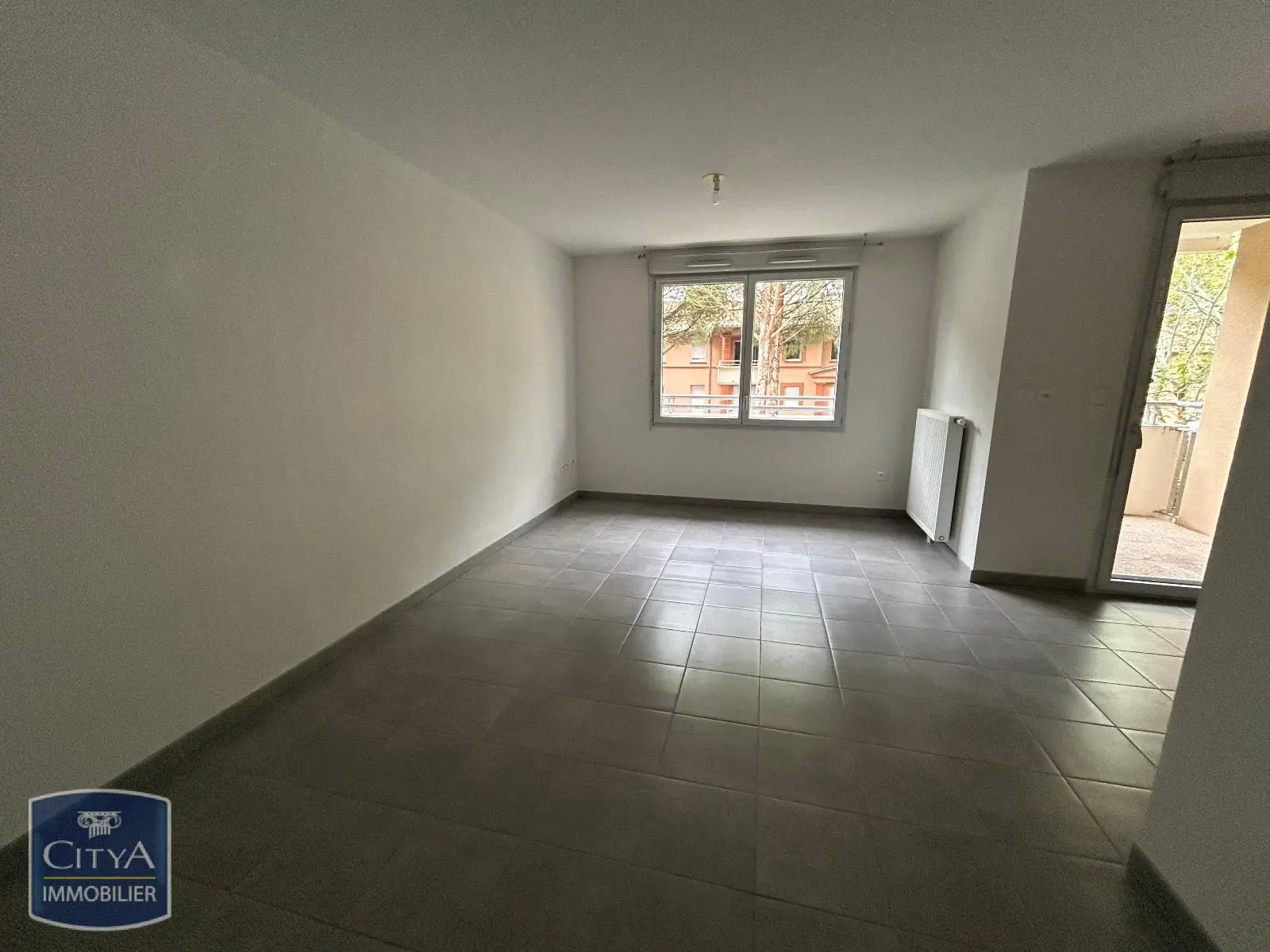 Photo 1 Appartement 1 pièce 28.69m²