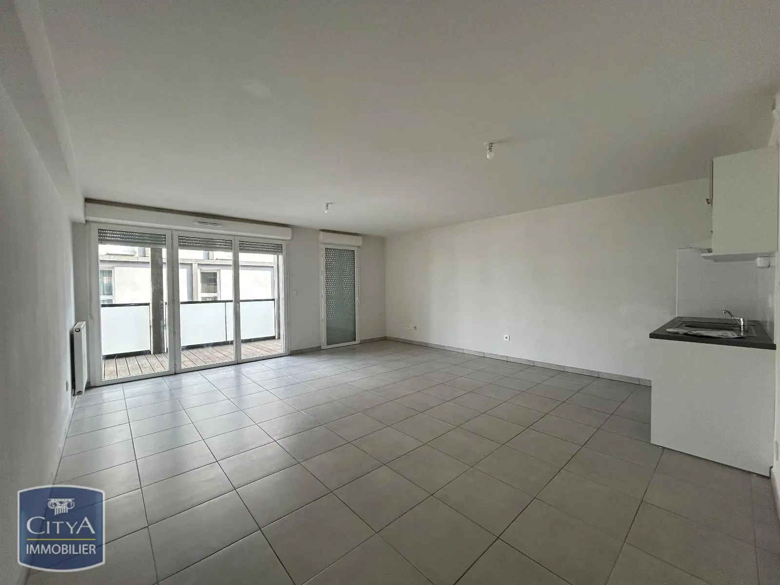 Photo 1 Appartement 4 pièces 82.12m²
