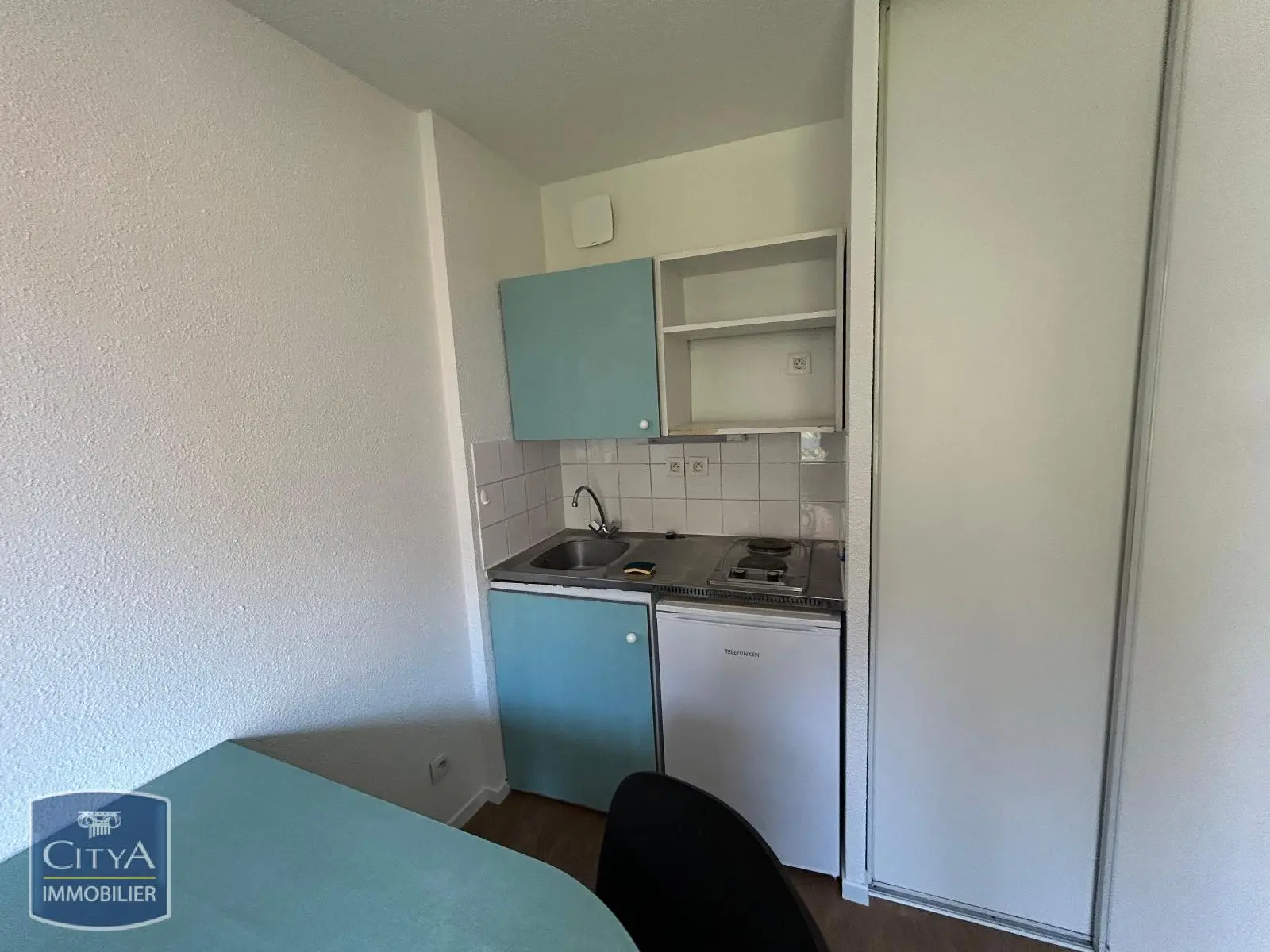 Photo 2 Appartement 1 pièce 17.75m²