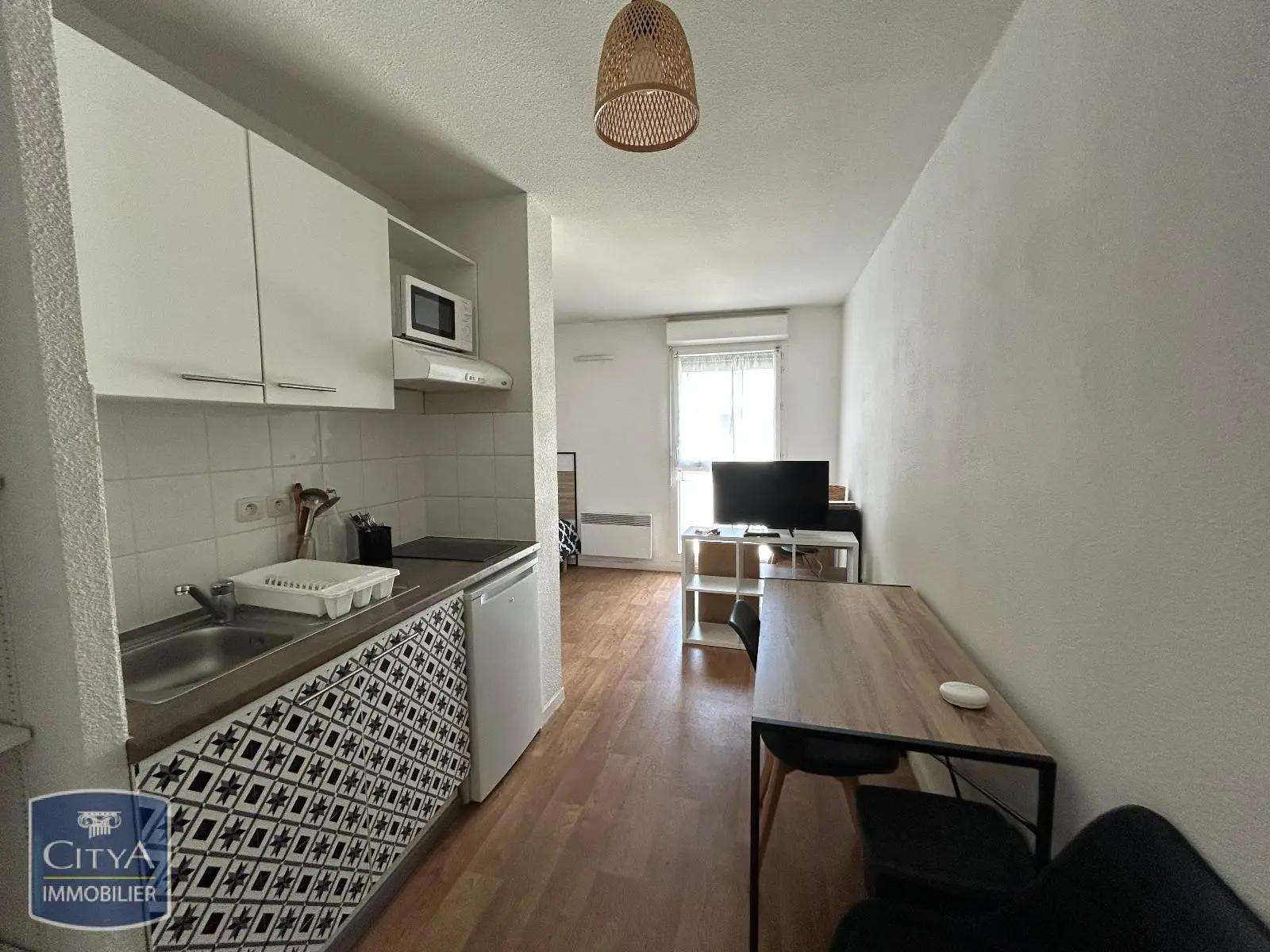Photo 1 Appartement 1 pièce 22.81m²