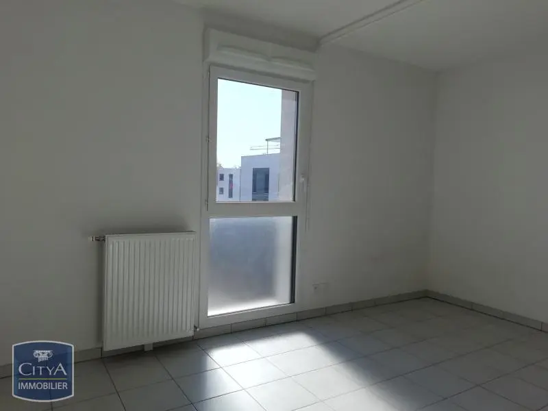 Photo 2 Appartement 1 pièce 22.8m²