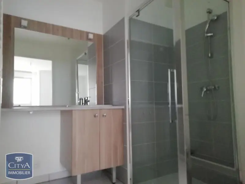 Photo 3 Appartement 1 pièce 30.52m²