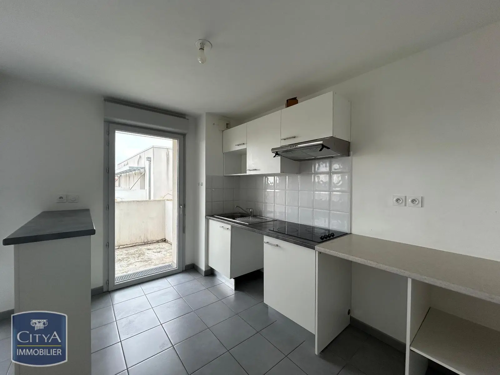 Photo 2 Appartement 4 pièces 77.2m²