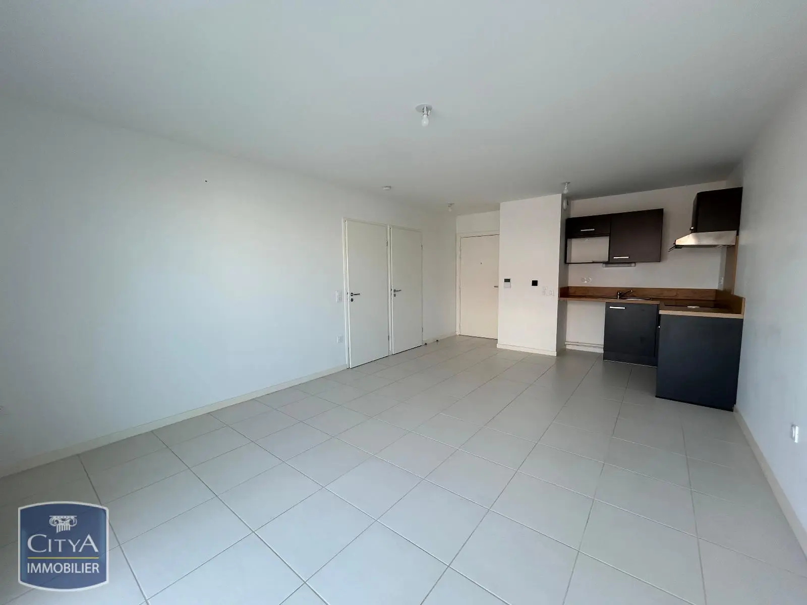 Photo 2 Appartement 2 pièces 42.42m²