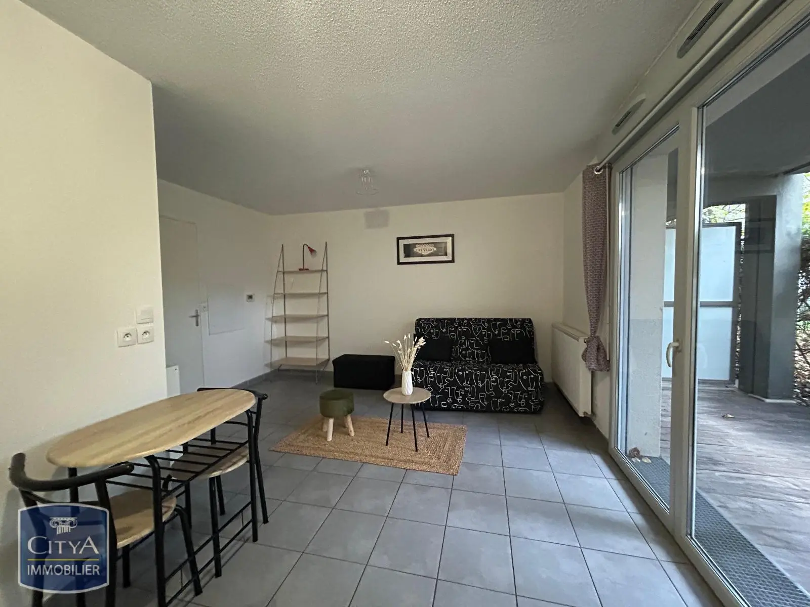 Photo 3 Appartement 1 pièce 28.43m²