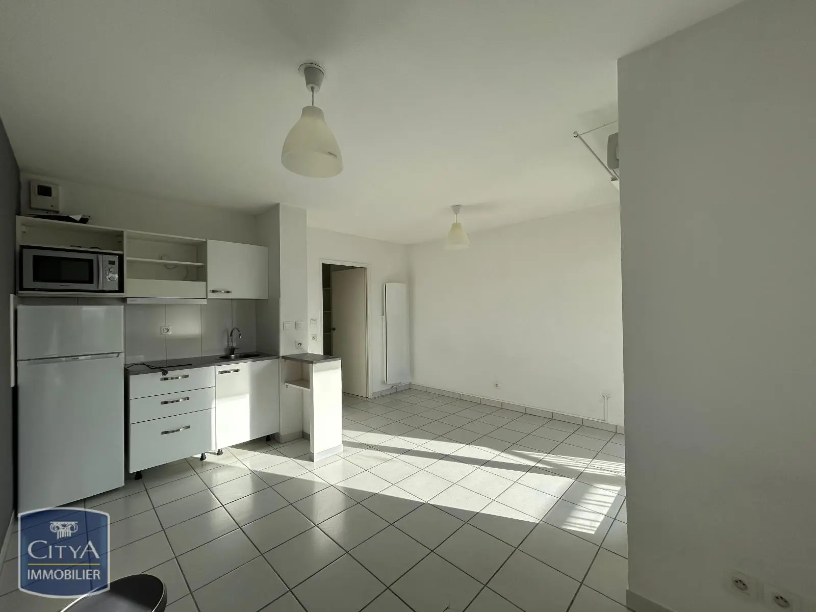 Photo 1 Appartement 1 pièce 26.93m²