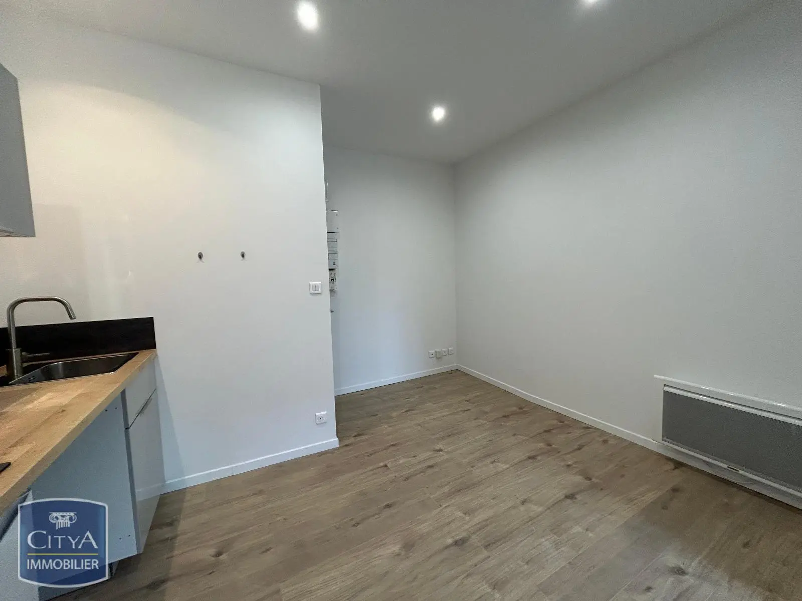 Photo 3 Appartement 1 pièce 21.8m²