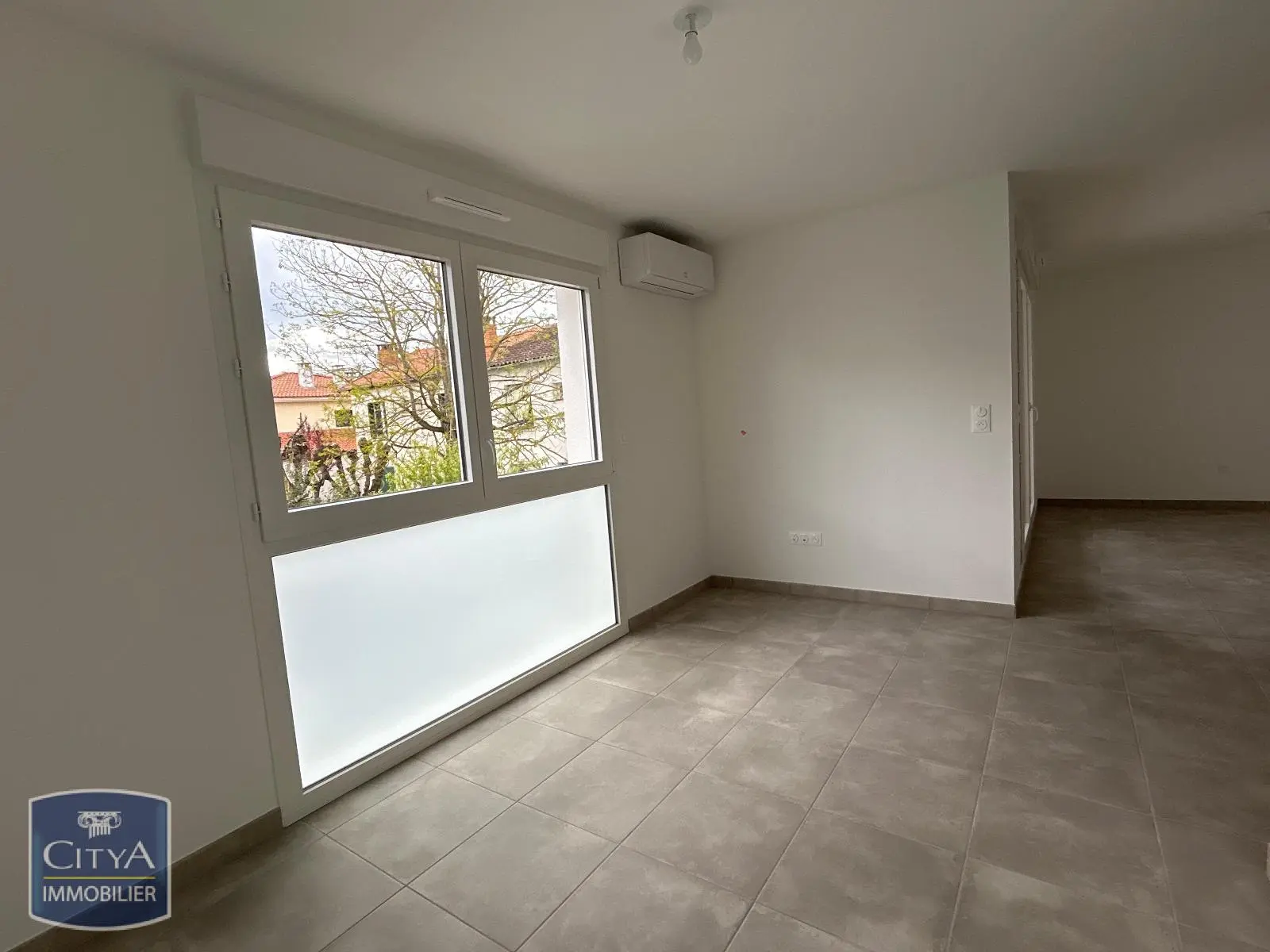 Photo 5 Appartement 1 pièce 34.2m²