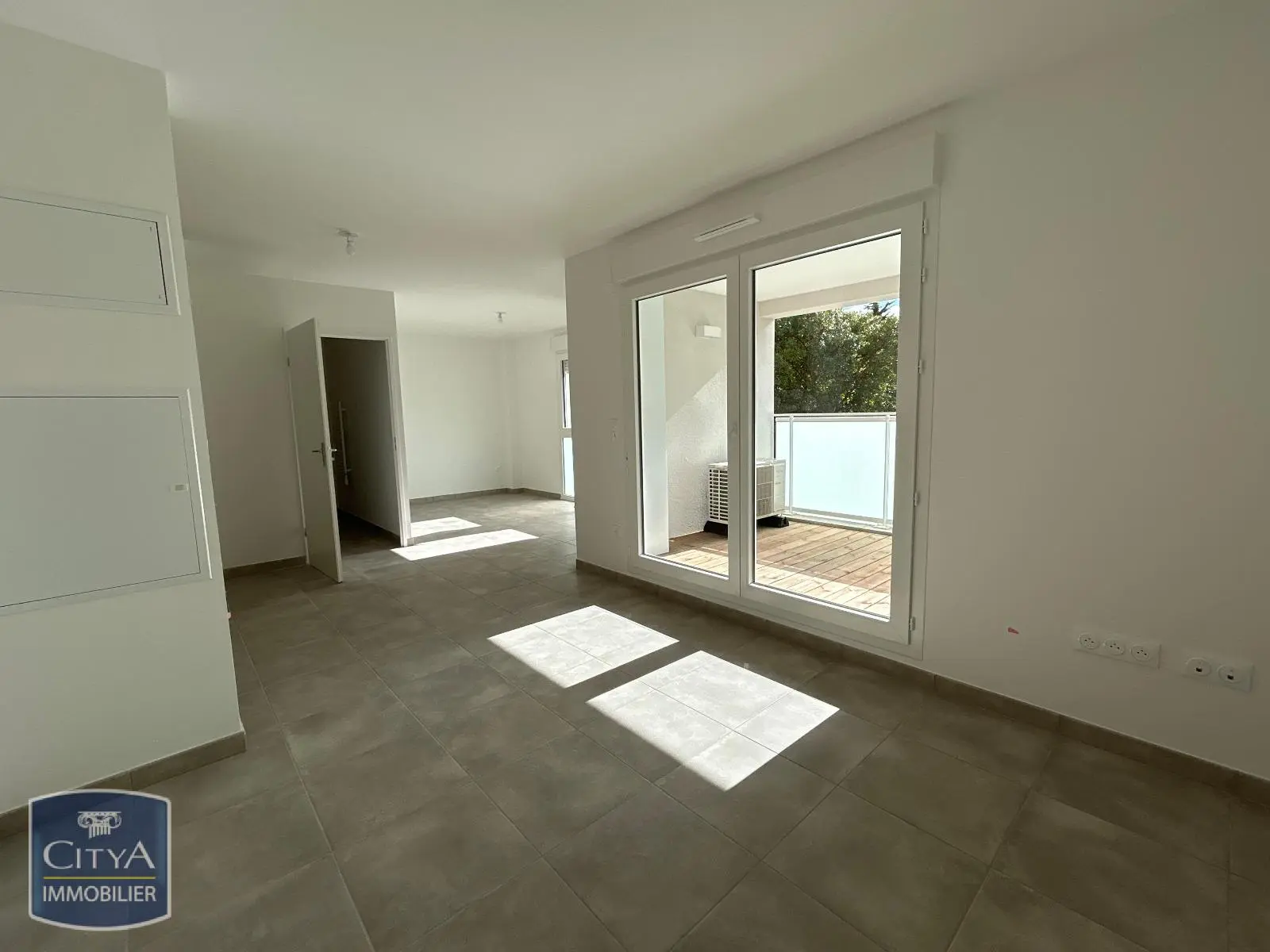 Photo 1 Appartement 1 pièce 34.2m²