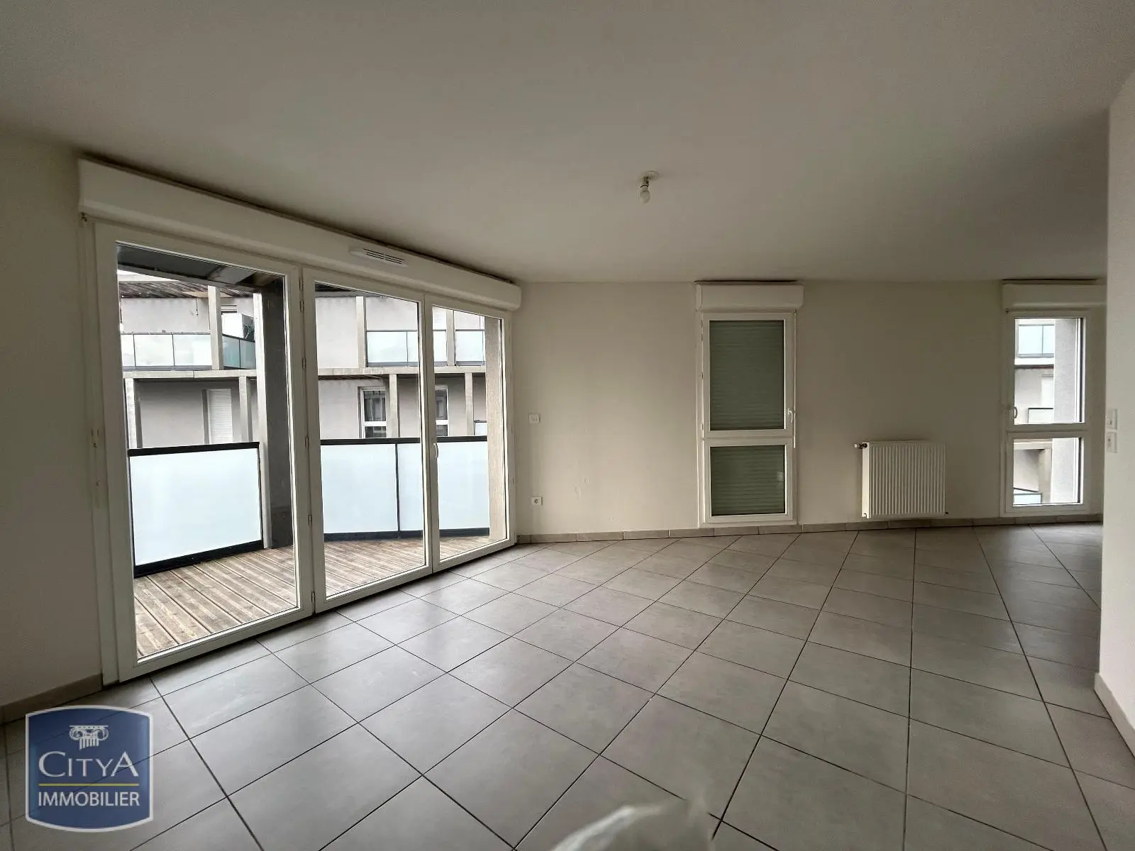 Photo 2 Appartement 4 pièces 75.99m²