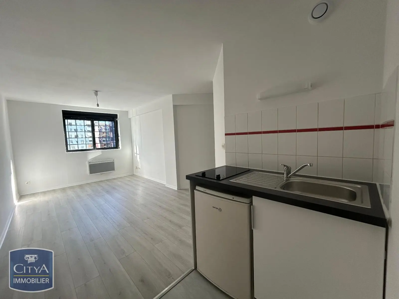 Photo 1 Appartement 1 pièce 30.29m²