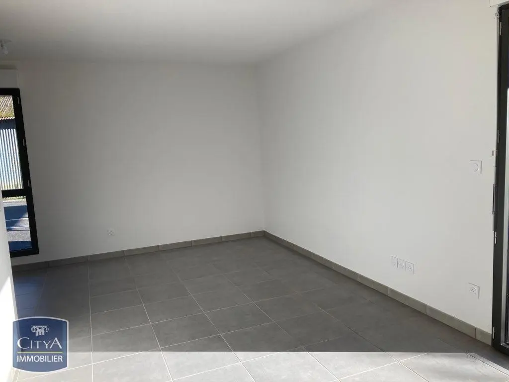 Photo 3 Appartement 1 pièce 34.25m²