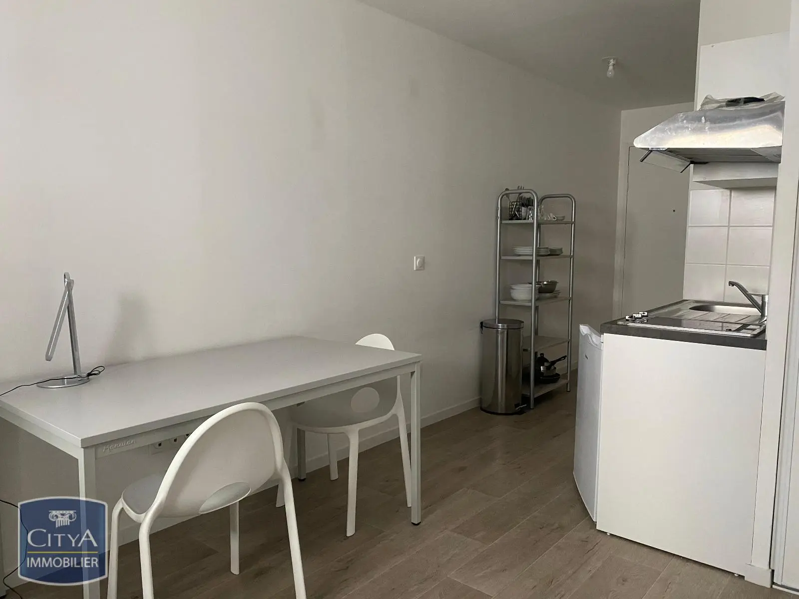 Photo 2 Appartement 1 pièce 19.7m²