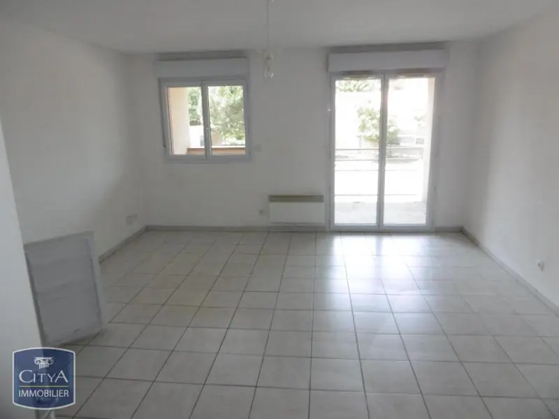 Photo 1 Appartement 1 pièce 31.4m²